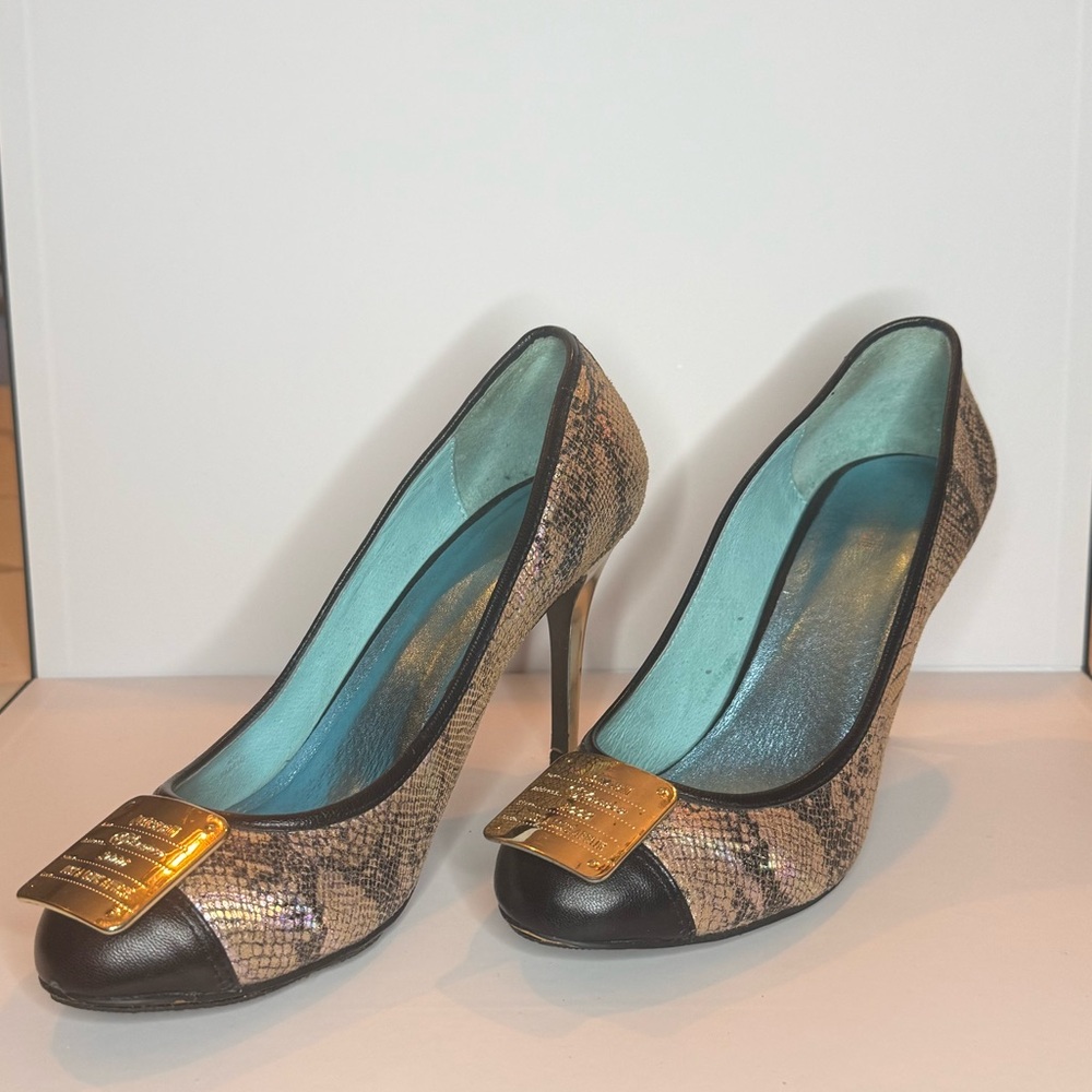 Just Cavalli  Elegant Black and Gold Heels